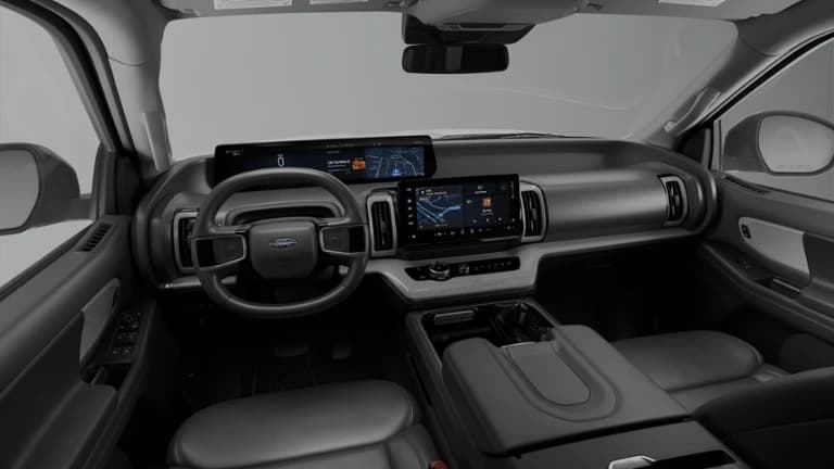 Ford Expedition Active 4x2 2026 — side view