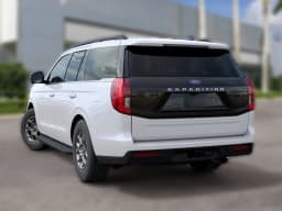 Ford Expedition Active 4x2 2027 — side view