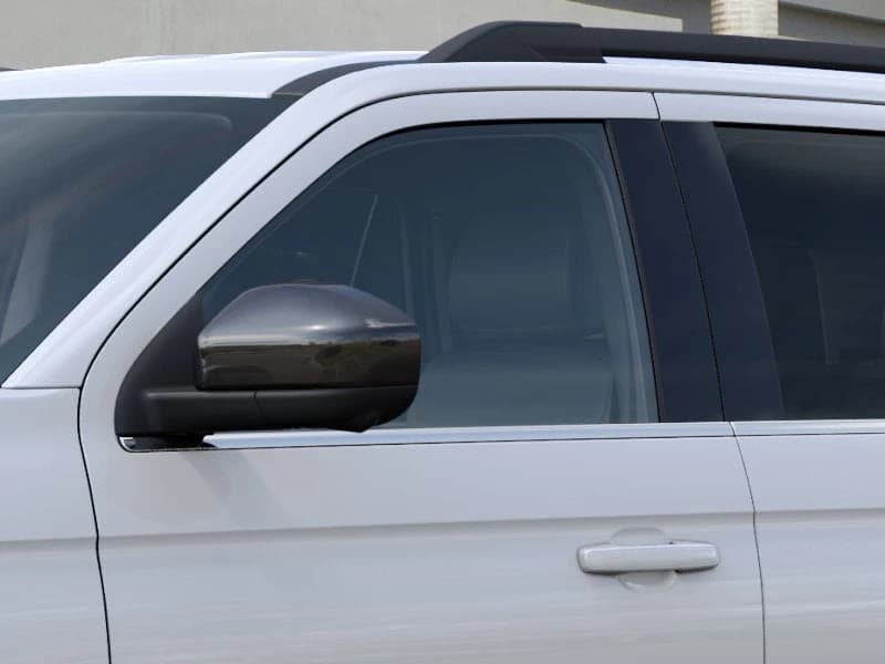 Ford Expedition Active 4x2 2027 — side view