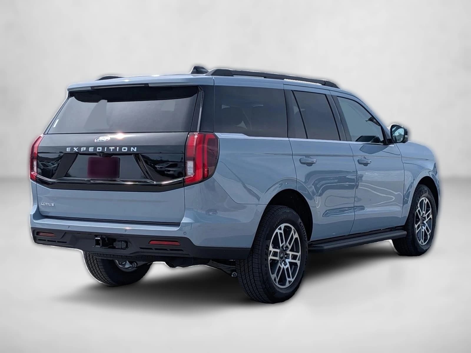Ford Expedition Active 4x2 2026 — side view