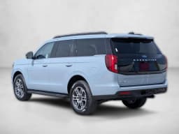 Ford Expedition Active 4x2 2026 — side view