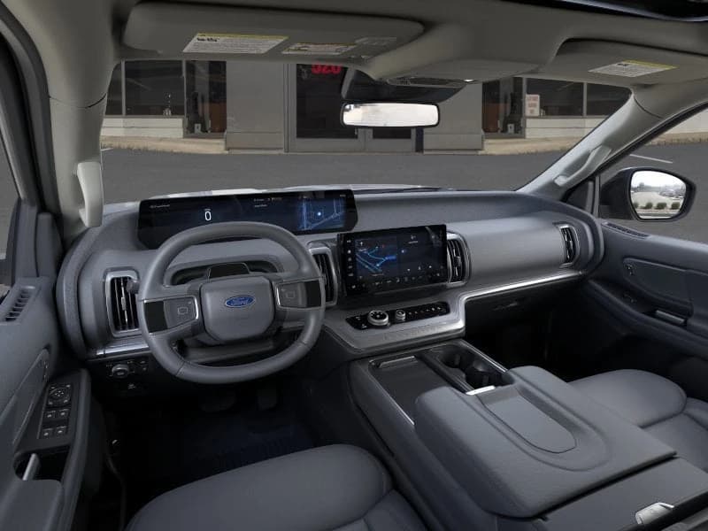 Ford Expedition Active 4x4 2026 — side view
