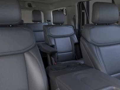 Ford Expedition Active 4x4 2026 — side view