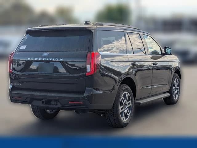 Ford Expedition Active 4x4 2026 — side view