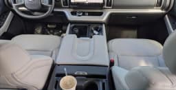 Ford Expedition Active 4x4 2026 — side view