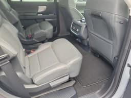 Ford Expedition Active 4x4 2026 — side view