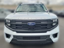 Ford Expedition Active 4x4 2026 — side view