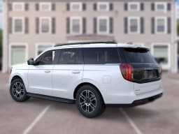 Ford Expedition Active 4x4 2026 — side view