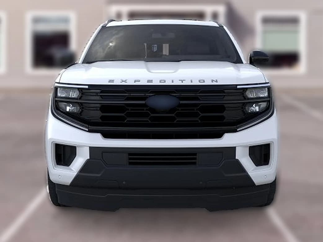 Ford Expedition Active 4x4 2026 — side view