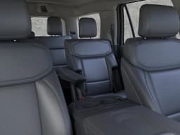 Ford Expedition Active 4x4 2026 — side view