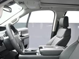 Ford Expedition Active 4x4 2026 — side view