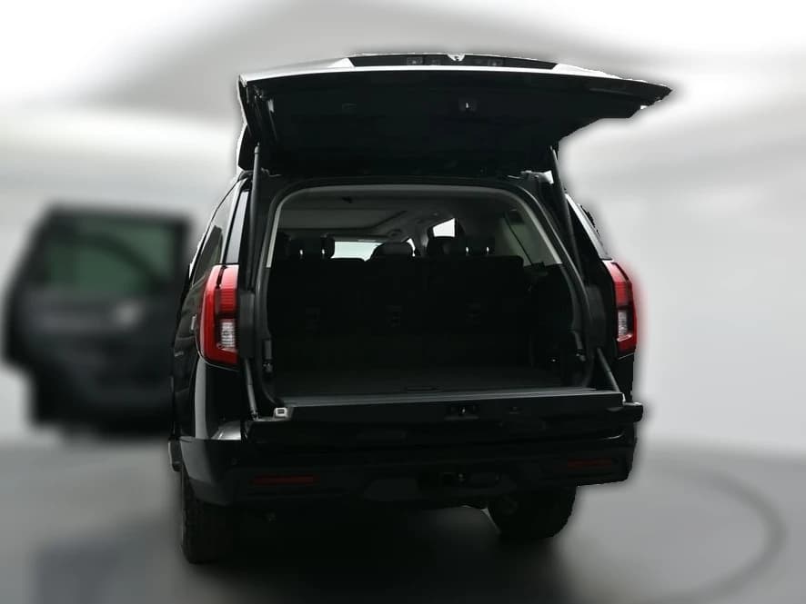 Ford Expedition Active 4x4 2026 — side view