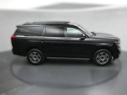 Ford Expedition Active 4x4 2026 — side view