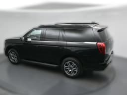 Ford Expedition Active 4x4 2026 — side view