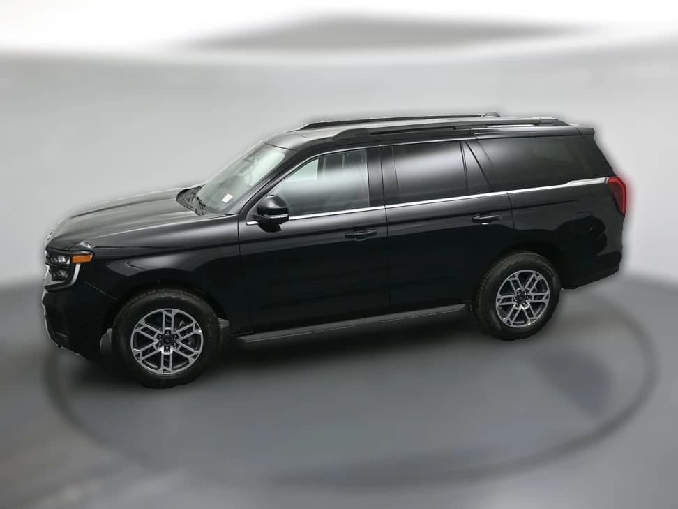 Ford Expedition Active 4x4 2026 — side view