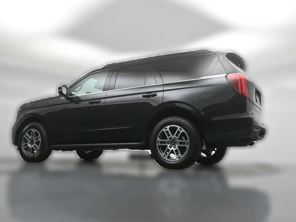 Ford Expedition Active 4x4 2026 — side view