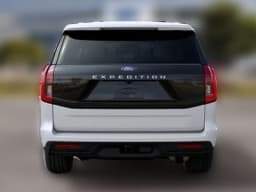 Ford Expedition Active 4x4 2027 — side view