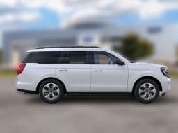 Ford Expedition Active 4x4 2027 — side view