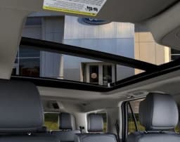Ford Expedition Active 4x4 2027 — side view