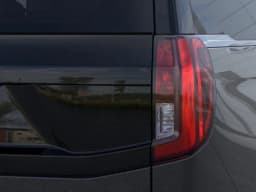 Ford Expedition Active 4x4 2026 — side view