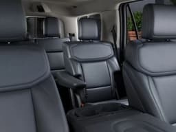Ford Expedition Active 4x4 2027 — side view