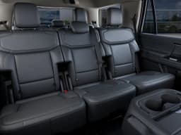 Ford Expedition Active 4x4 2027 — side view