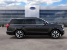 Ford Expedition Active 4x4 2027 — side view