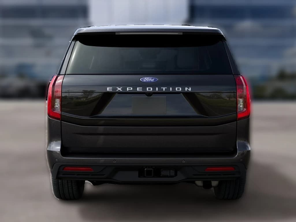 Ford Expedition Active 4x4 2027 — side view