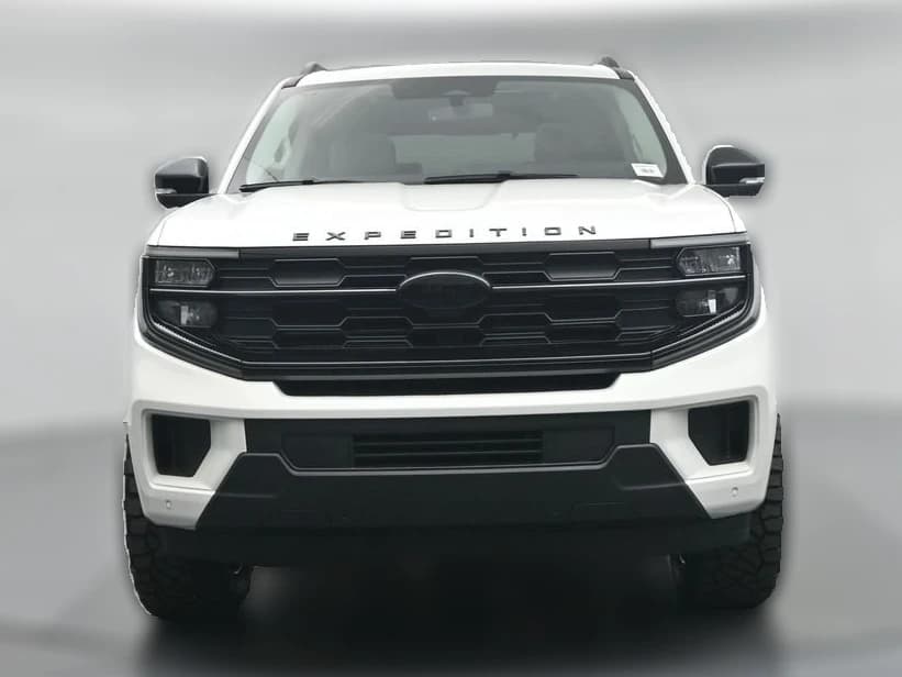 Ford Expedition Active 4x4 2026 — side view