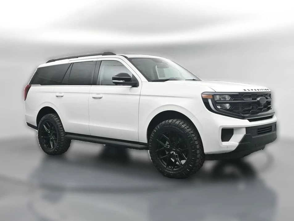 Ford Expedition Active 4x4 2026 — side view