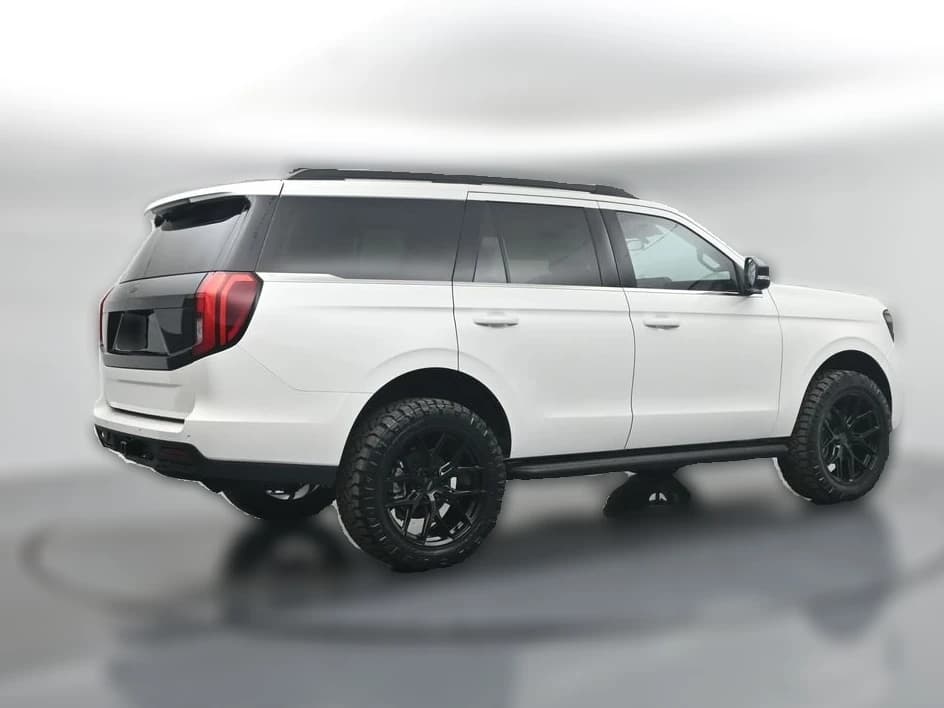 Ford Expedition Active 4x4 2026 — side view