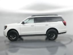 Ford Expedition Active 4x4 2026 — side view