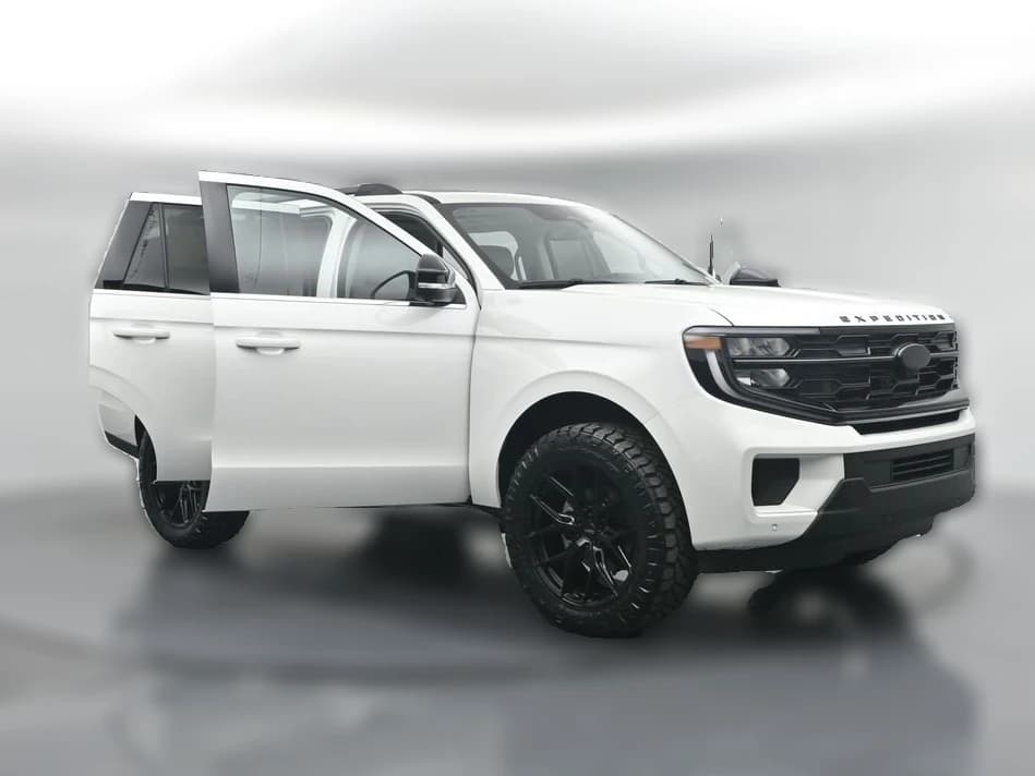 Ford Expedition Active 4x4 2026 — side view