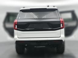 Ford Expedition Active 4x4 2026 — side view