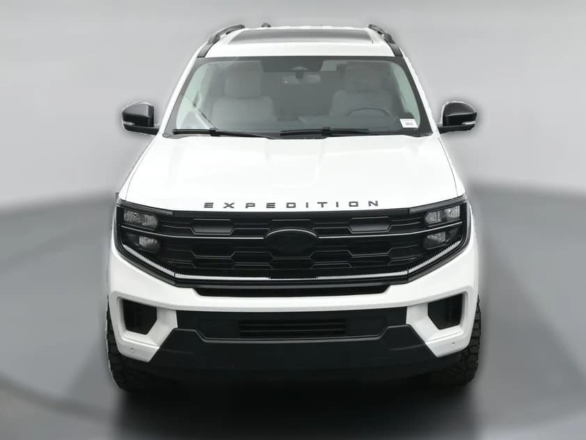 Ford Expedition Active 4x4 2026 — side view