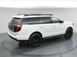 Ford Expedition Active 4x4 2026 — side view