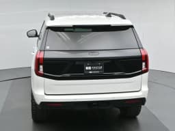 Ford Expedition Active 4x4 2026 — side view