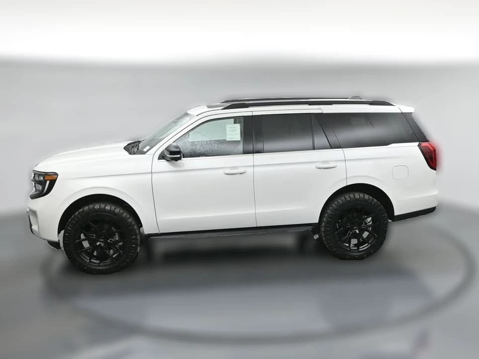 Ford Expedition Active 4x4 2026 — side view