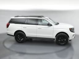 Ford Expedition Active 4x4 2026 — side view