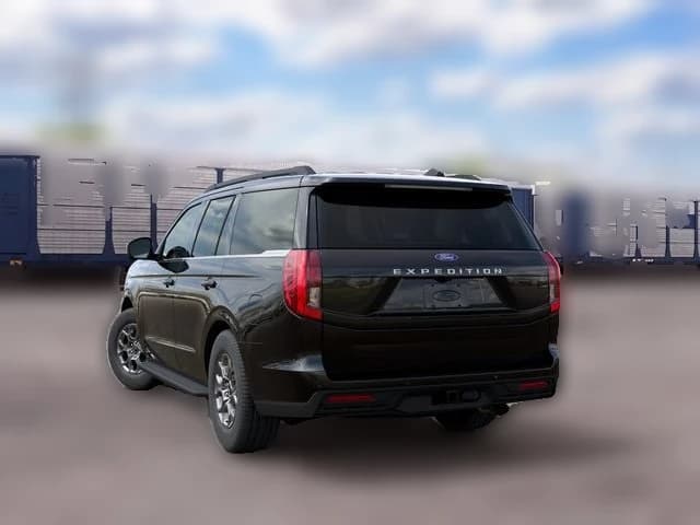 Ford Expedition Active 4x4 2027 — side view