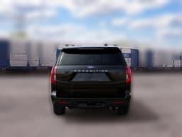 Ford Expedition Active 4x4 2027 — side view