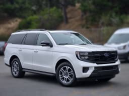 Ford Expedition Active 4x4 2026 — side view