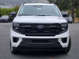 Ford Expedition Active 4x4 2026 — side view