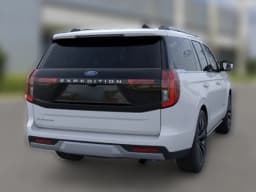 Ford Expedition Platinum 4x4 2026 — side view