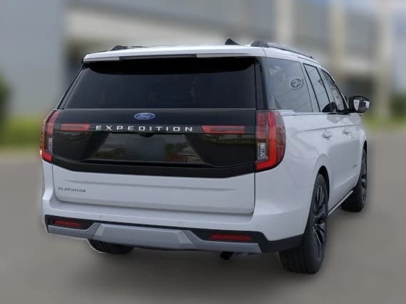 Ford Expedition Platinum 4x4 2026 — side view