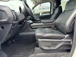 Ford Expedition Platinum 4x4 2026 — side view