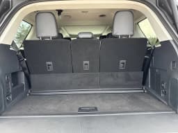 Ford Expedition Platinum 4x4 2026 — side view