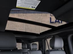 Ford Expedition Platinum 4x4 2027 — side view