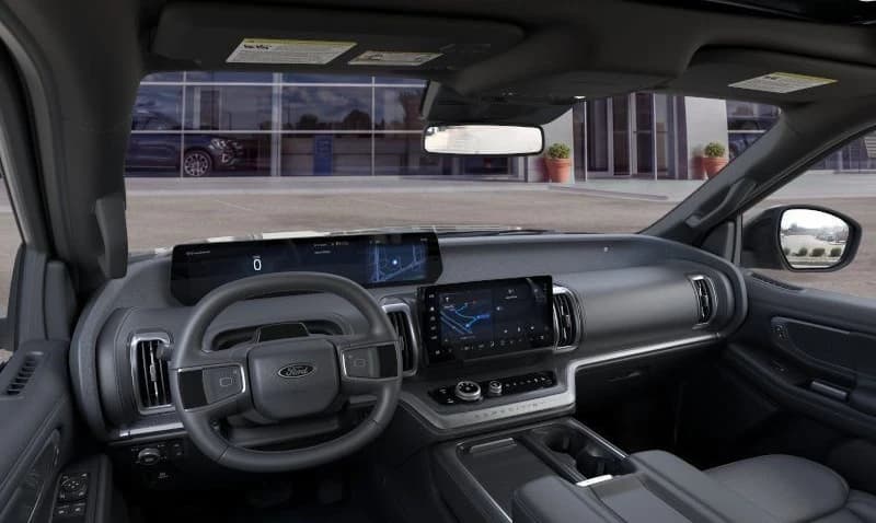 Ford Expedition Platinum 4x4 2026 — side view
