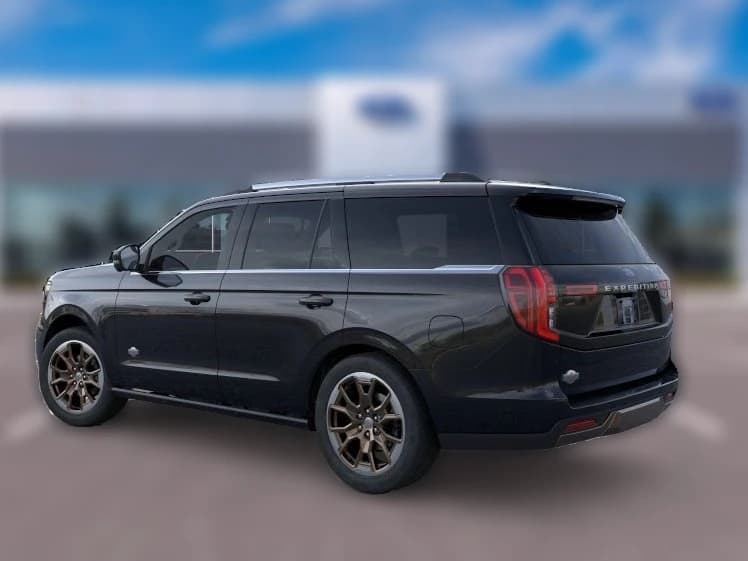 Ford Expedition King Ranch 4x4 2026 — side view